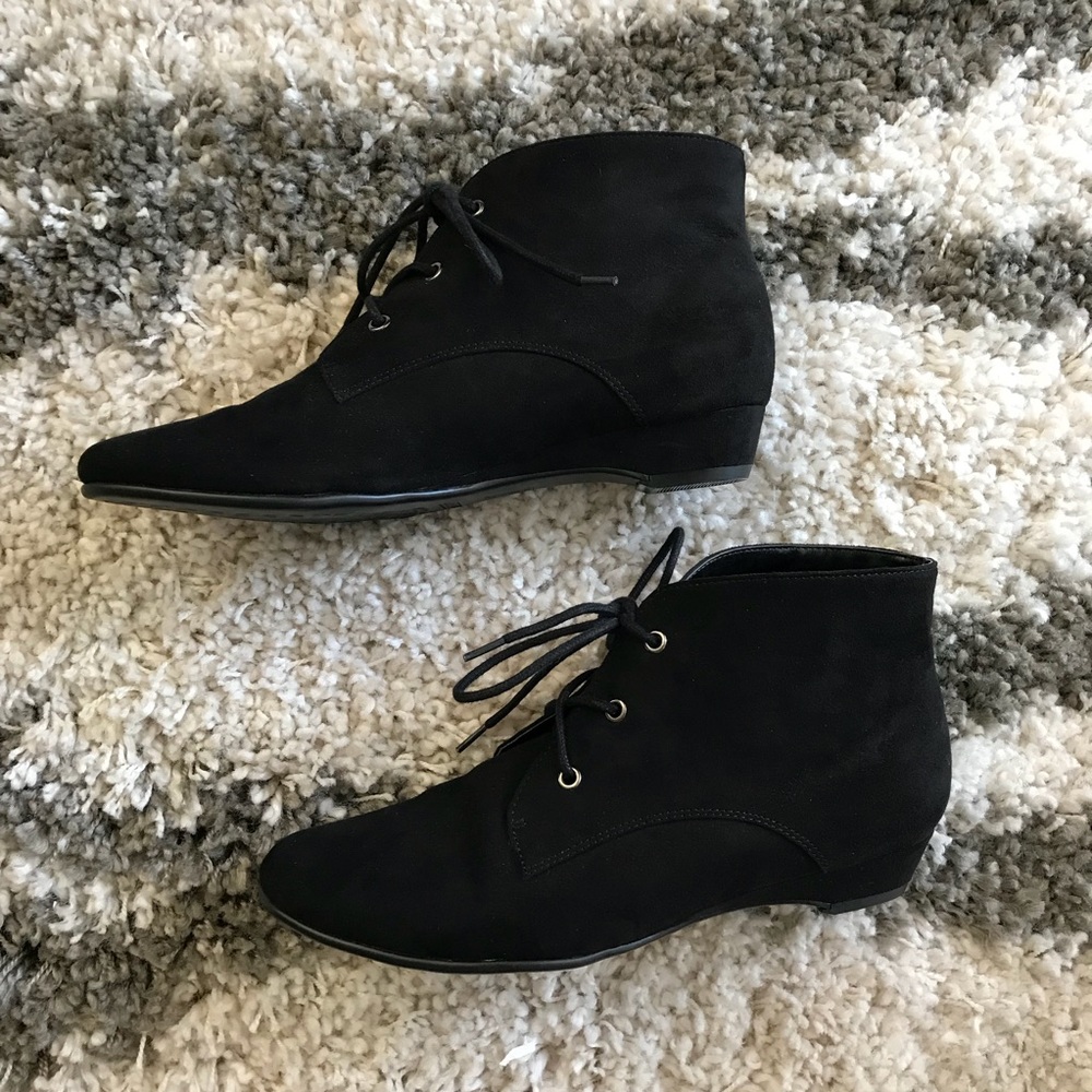 NWT Wedge Ankle Boots Size 8.5